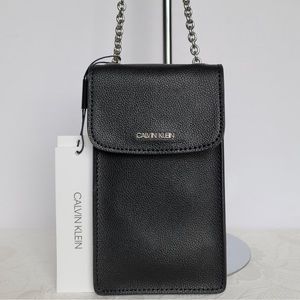 CALVIN KLEIN Hailey Phone Crossbody- black